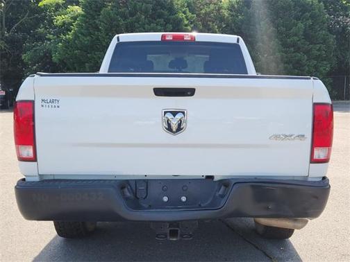 2018 RAM 1500 ST