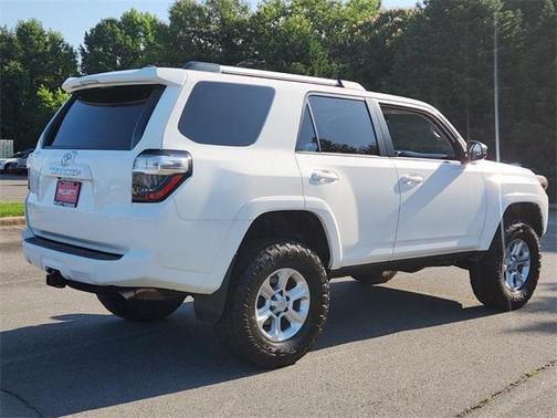 2019 Toyota 4Runner SR5 4WD