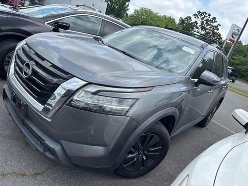 Gun Metallic 2022 Nissan Pathfinder SV