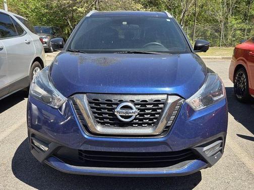 Deep Blue Pearl 2019 Nissan Kicks SR