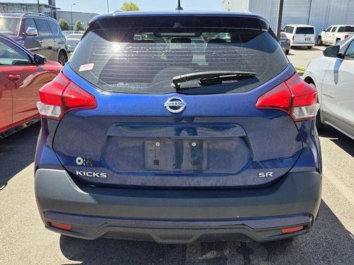 Deep Blue Pearl 2019 Nissan Kicks SR
