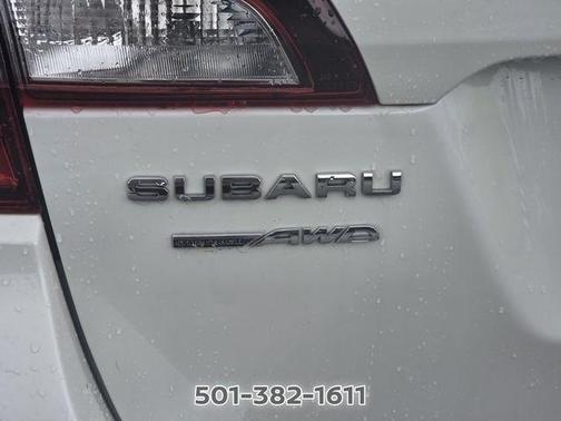 Crystal White Pearl 2019 Subaru Outback 2.5i Premium