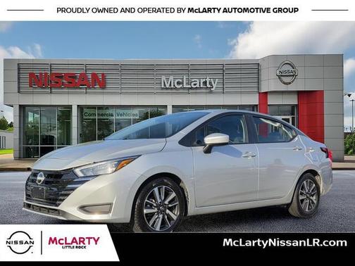 Brilliant Silver Metallic 2025 Nissan Versa 1.6 SV