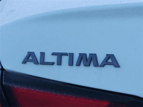 2025 Nissan Altima S