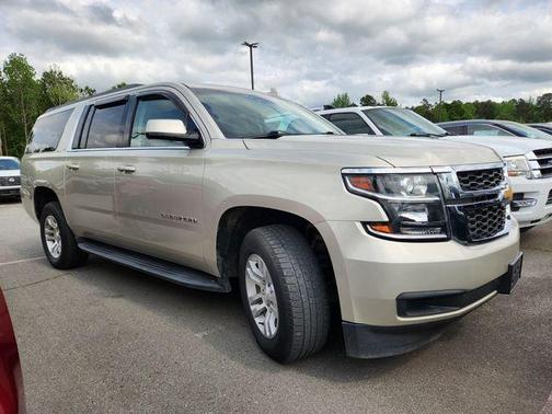 Champagne Silver 2017 Chevrolet Suburban LT