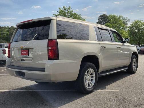 Champagne Silver 2017 Chevrolet Suburban LT