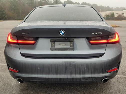 2019 BMW 330 i xDrive