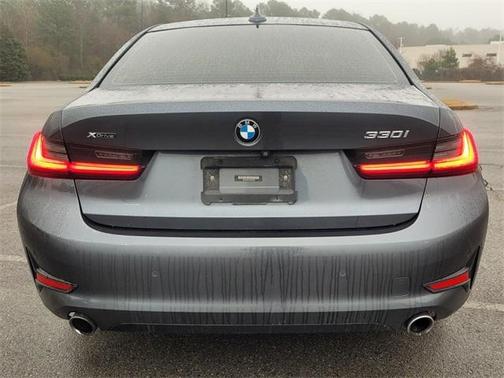 2019 BMW 330 i xDrive