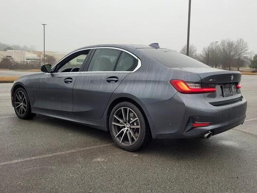 2019 BMW 330 i xDrive