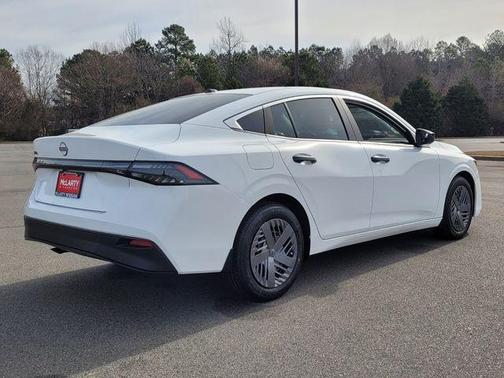Cloud White 2026 Nissan Sentra S