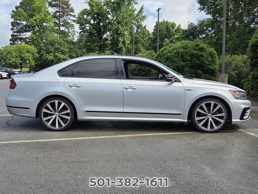 Reflex Silver Metallic w/ Black Roof 2018 Volkswagen Passat 3.6L V6 GT