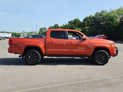 2017 Toyota Tacoma TRD Sport
