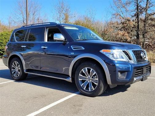 Photo 2 of 37 of 2020 Nissan Armada SL