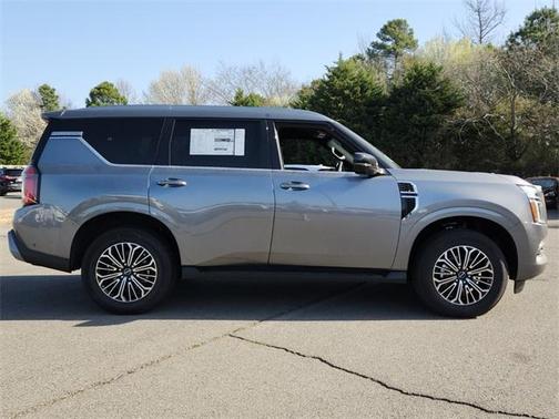 2025 Nissan Armada SL
