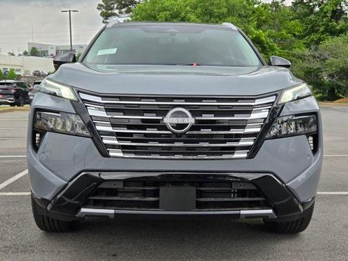 Boulder Gray Metallic 2026 Nissan Rogue Platinum