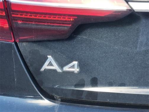 2023 Audi A4 45 S line Premium Plus