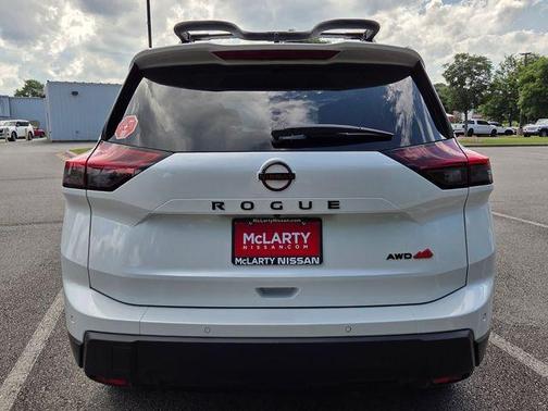 Pearl 2026 Nissan Rogue