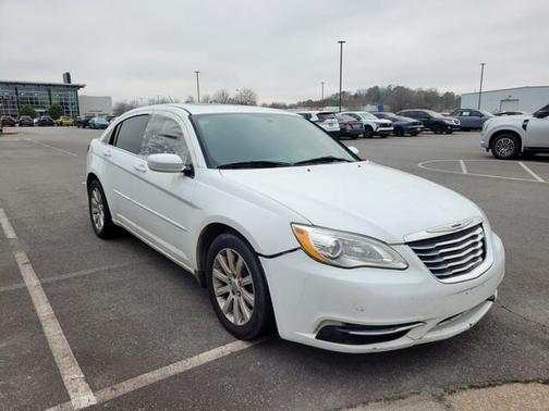2013 Chrysler 200 Touring
