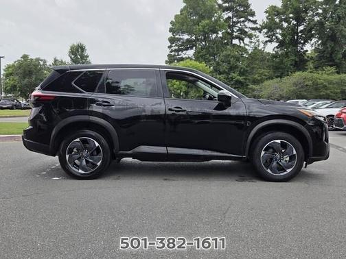 Super Black 2024 Nissan Rogue SV