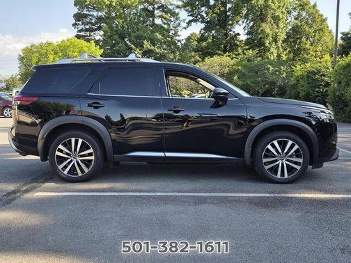 Black 2023 Nissan Pathfinder Platinum