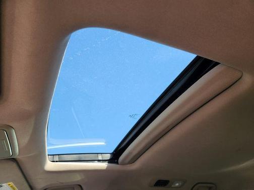 White 2019 Honda Odyssey EX-L