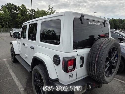 Bright White Clearcoat 2023 Jeep Wrangler Sahara