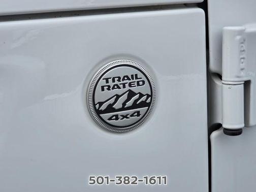 Bright White Clearcoat 2023 Jeep Wrangler Sahara