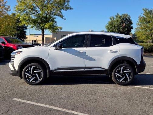 Fresh Powder 2027 Nissan Kicks SV