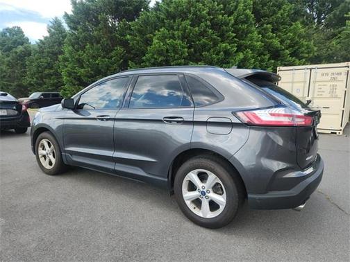 2020 Ford Edge SE