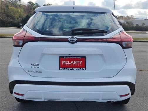 2025 Nissan Kicks Play S