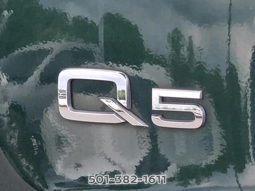 Azores Green Metallic 2020 Audi Q5 40 Premium Plus