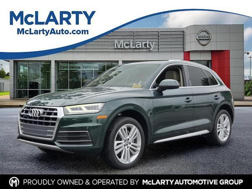Azores Green Metallic 2020 Audi Q5 40 Premium Plus