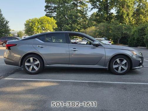 Gun Metallic 2019 Nissan Altima 2.5 SV