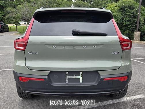 Sage Green Metallic 2024 Volvo XC40 B5 Plus Dark Theme