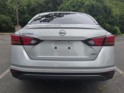 Brilliant Silver Metallic 2026 Nissan Altima SV
