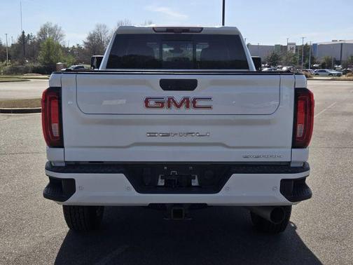 Summit White 2022 GMC Sierra 2500 Denali