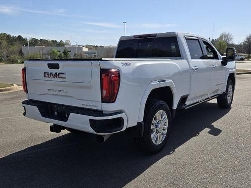 Summit White 2022 GMC Sierra 2500 Denali