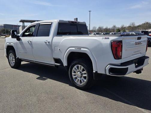 Summit White 2022 GMC Sierra 2500 Denali