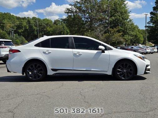 Ice 2024 Toyota Corolla SE