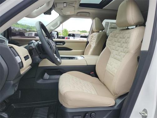 2025 Nissan Armada Platinum