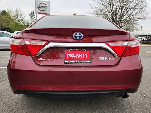 Ruby Flare Pearl 2017 Toyota Camry Hybrid XLE