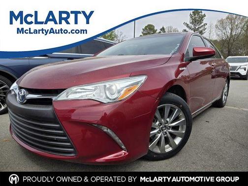 2017 Toyota Camry Hybrid XLE