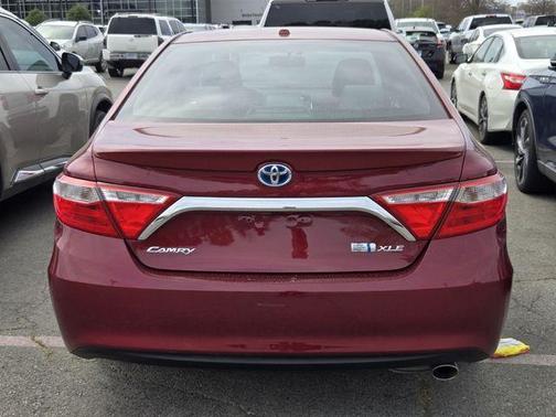 2017 Toyota Camry Hybrid XLE