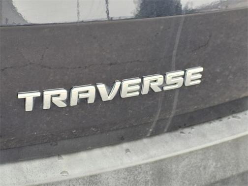 2020 Chevrolet Traverse LT Cloth