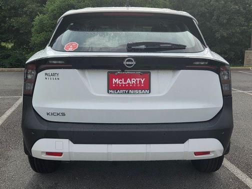 Fresh Powder 2026 Nissan Kicks S