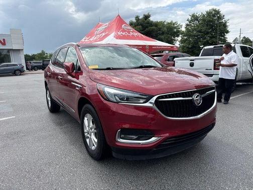 Quartz 2021 Buick Enclave Essence