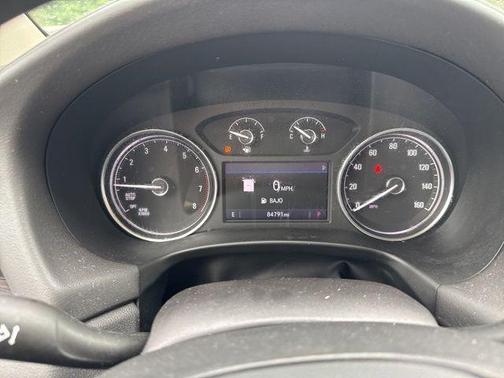 Quartz 2021 Buick Enclave Essence