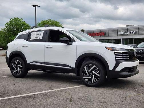 Fresh Powder 2026 Nissan Kicks SV