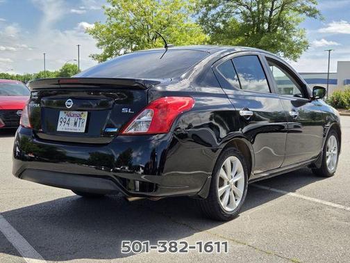Super Black 2015 Nissan Versa 1.6 SL