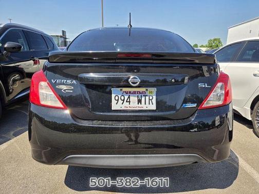 Super Black 2015 Nissan Versa 1.6 SL